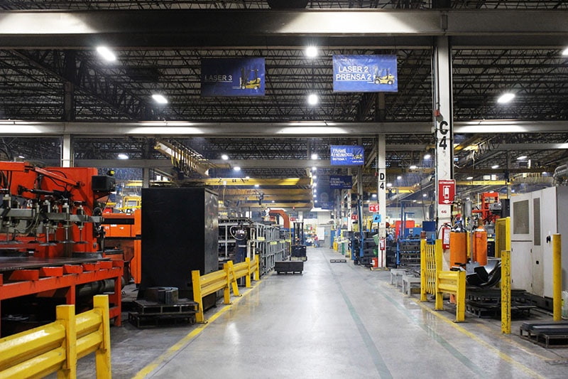 Oświetlenie led hali Hyster-Yale - Ramos Arizpe, Meksyk Producent oświetlenia diodowego Lediko
